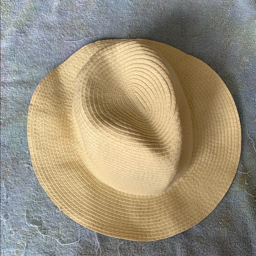 Stylish Tan Fedora Hat